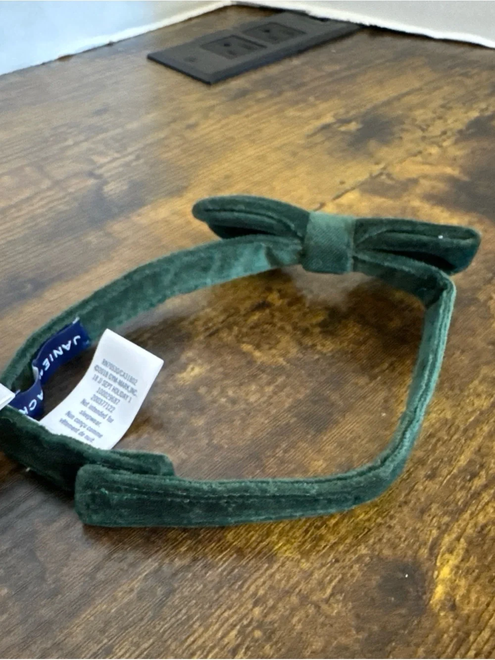 NWT Janie and Jack SPECIAL OCCASION Green Velour Bow Tie Size 0 to 24